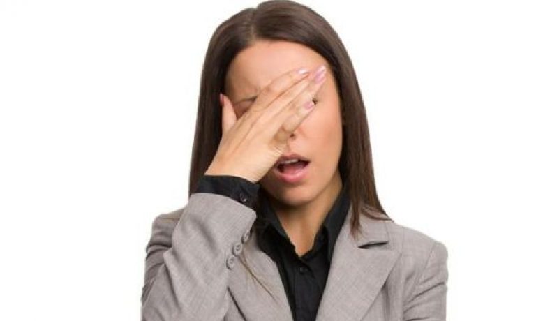 business-woman-forehead-slap